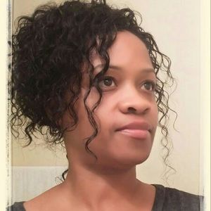 Meet your Posher, Renee